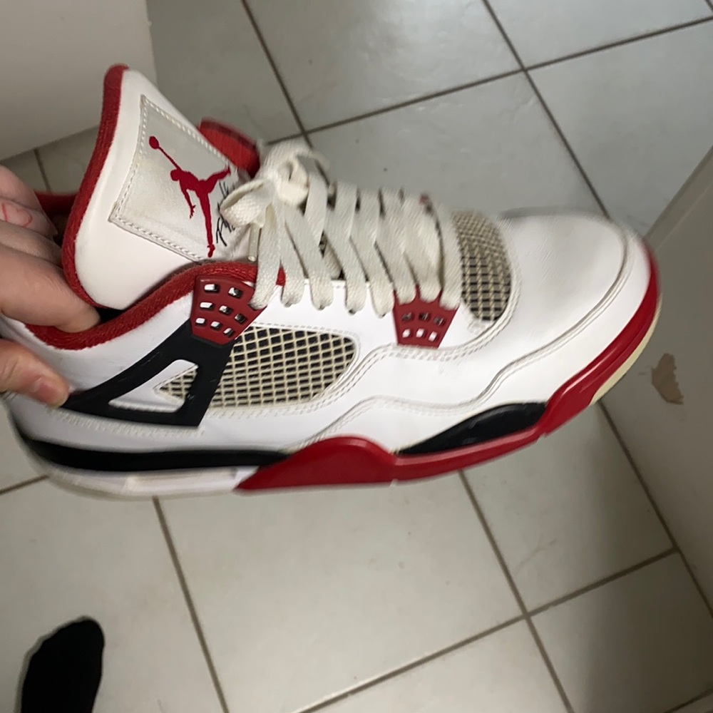 Jordan retro 4